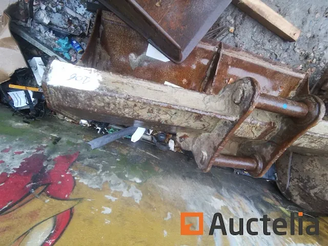 Hijskraan emmer breedte 1760 mm assen 65 mm - afbeelding 1 van  9