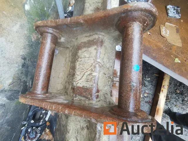 Hijskraan emmer breedte 1760 mm assen 65 mm - afbeelding 5 van  9