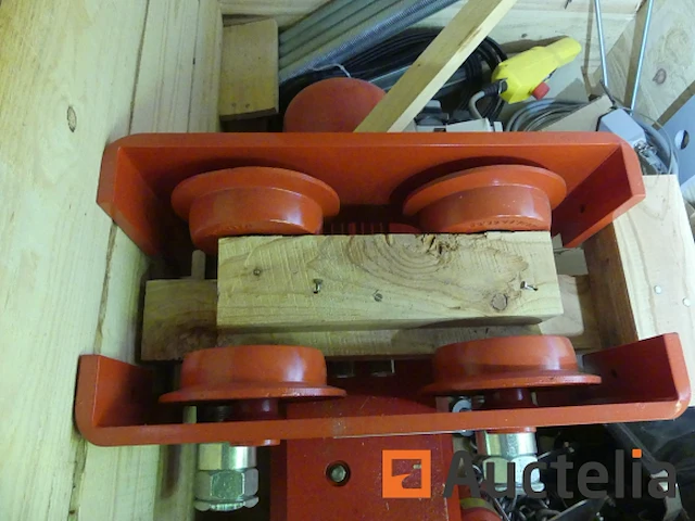 Hijskraan met takel - afbeelding 9 van  18