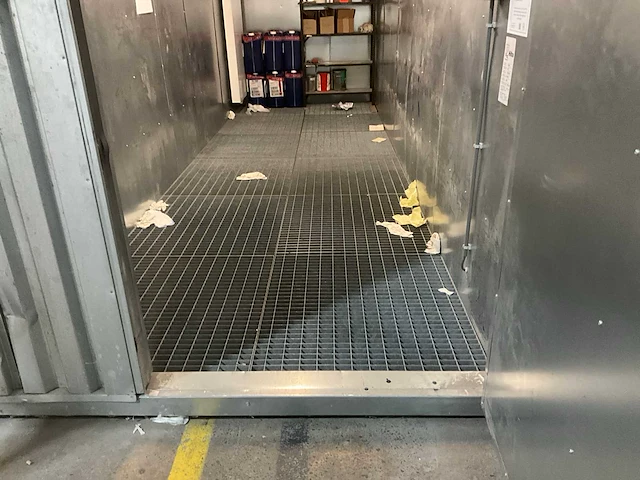 Hilarant bigsaver opslagcontainer gevaarlijke stoffen gebouw 6 - afbeelding 4 van  7