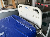Hill-rom affinity 4 mobiel ziekenhuisbed - afbeelding 6 van  10