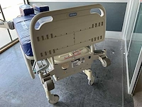 Hill-rom affinity 4 mobiel ziekenhuisbed - afbeelding 7 van  10