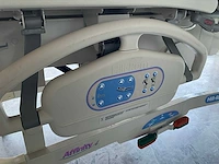 Hill-rom affinity 4 mobiel ziekenhuisbed - afbeelding 9 van  10