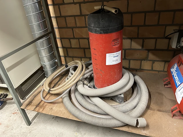 Hilti 10 l, watertank voor kernboor - afbeelding 1 van  3