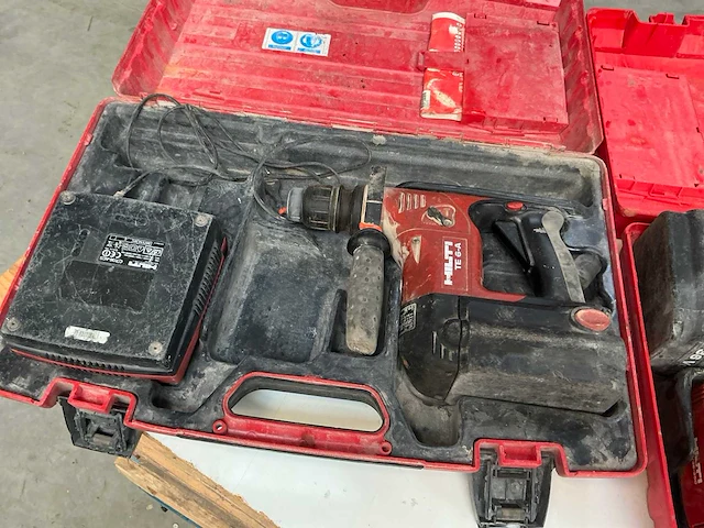 Hilti accugereedschap (2x) - afbeelding 5 van  8