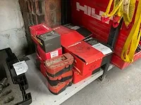 Hilti accu's en laders (11x)