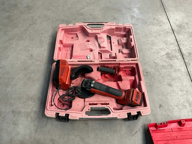 Hilti ag 125-a22 haakse slijpmachine - afbeelding 1 van  7
