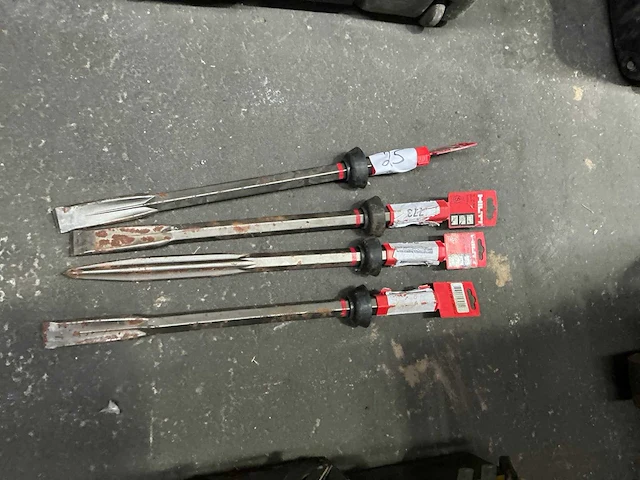 Hilti beitel voor breekhamer (4x) - afbeelding 1 van  3