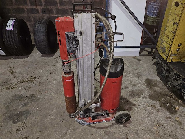Hilti core boormachines - afbeelding 1 van  7