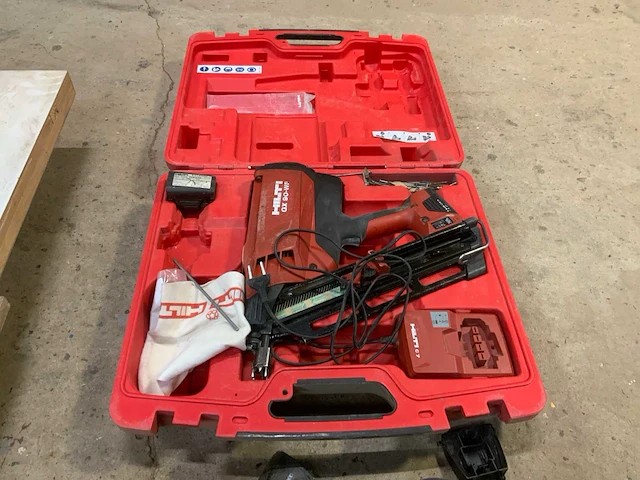 Hilti gx 90-wf nagelpistool - afbeelding 1 van  7
