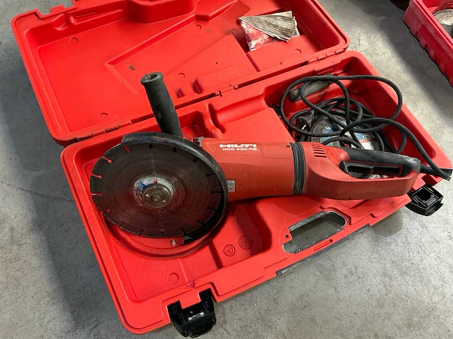 Hilti haakse slijpmachine - afbeelding 3 van  5