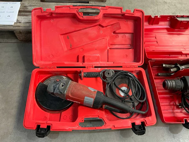 Hilti haakse slijpmachine - afbeelding 1 van  5