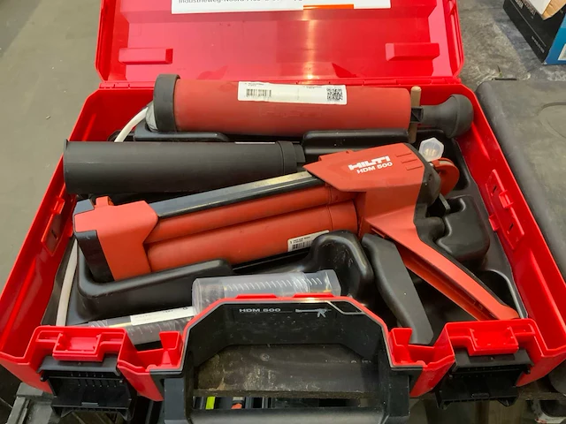 Hilti hdm 500 handmatige morteldispenser - afbeelding 1 van  5