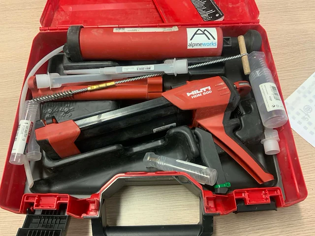 Hilti hdm 500 mortelspuit - afbeelding 1 van  2