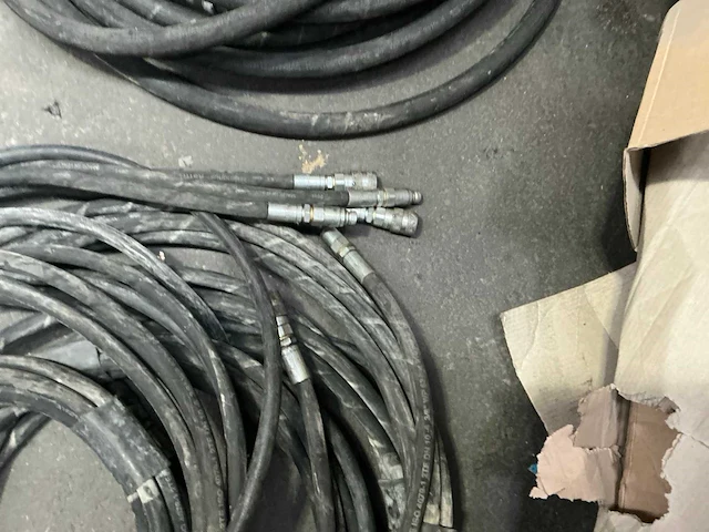 Hilti hydraulische slang - afbeelding 3 van  3