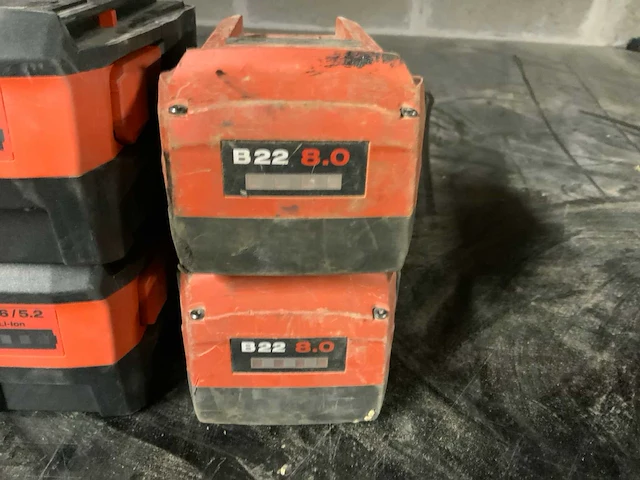 Hilti partij batterijen - afbeelding 6 van  10