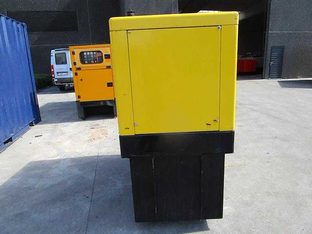 Himoinsa - hlw11 - generator - 2010 - afbeelding 11 van  14