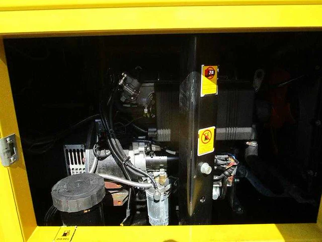Himoinsa - hlw11 - power generator - 2011 - afbeelding 10 van  11