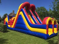 Hindernisparcours/run - - bouncy castle/slide - afbeelding 1 van  2