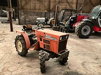 Hinomoto c144 vierwielaangedreven tuinbouwtractor - afbeelding 6 van  13