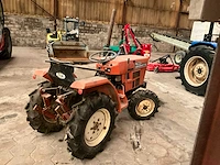 Hinomoto c144 vierwielaangedreven tuinbouwtractor - afbeelding 8 van  13