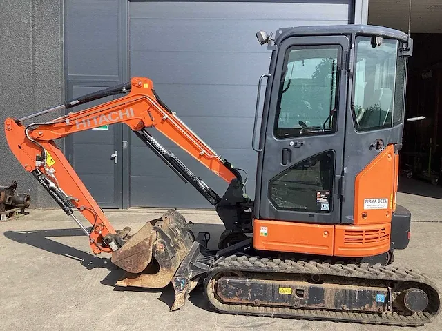 Hitachi - zx26u-5a cr - mini-excavator - 2018 - afbeelding 1 van  11