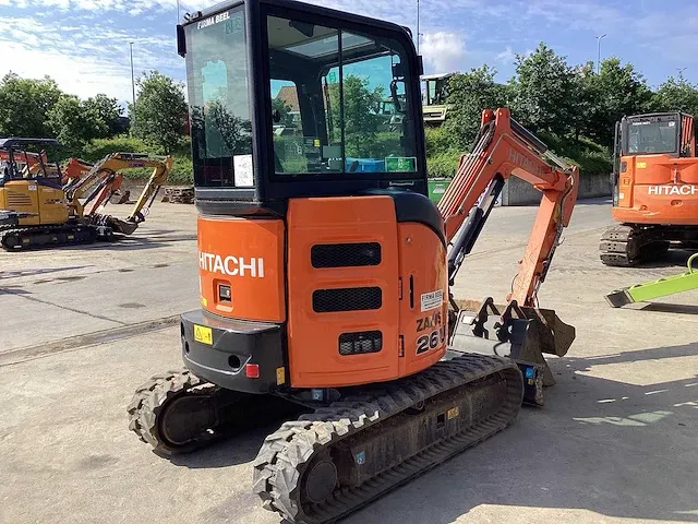 Hitachi - zx26u-5a cr - mini-excavator - 2018 - afbeelding 8 van  11