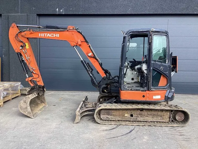 Hitachi - zx55u-5a clr - midi-excavator - 2015 - afbeelding 1 van  11