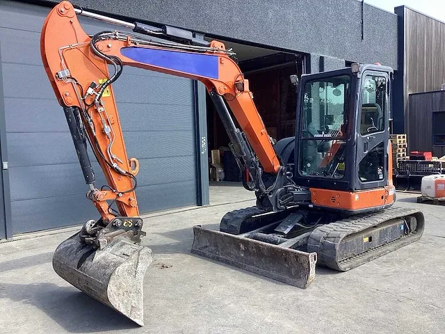 Hitachi - zx55u-5a clr - midi-excavator - 2017 - afbeelding 3 van  10