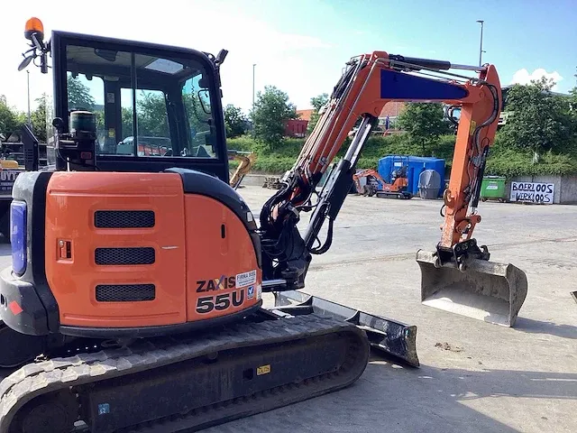 Hitachi - zx55u-5a clr - midi-excavator - 2017 - afbeelding 6 van  10