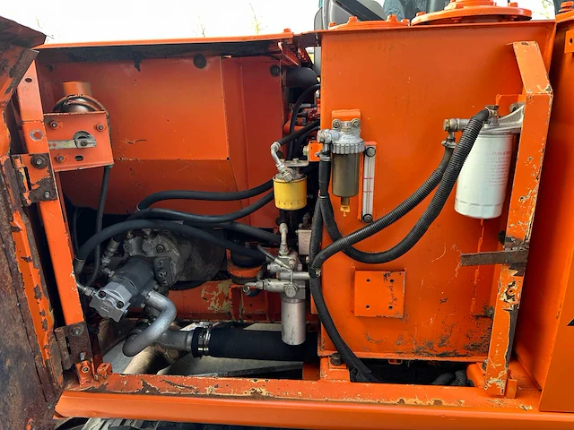 Hitachi - zx70lc - midigraafmachine - afbeelding 16 van  39