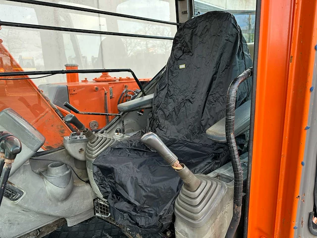 Hitachi - zx70lc - midigraafmachine - afbeelding 24 van  39