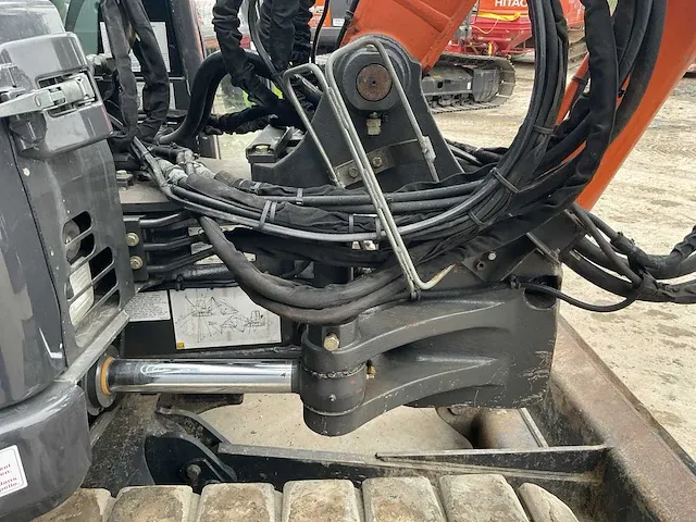 Hitachi - zx85usbt-5a - midi-excavator - 2015 - afbeelding 3 van  22
