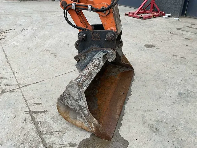Hitachi - zx85usbt-5a - midi-excavator - 2015 - afbeelding 8 van  22