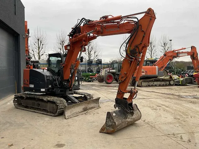 Hitachi - zx85usbt-5a - midi-excavator - 2015 - afbeelding 12 van  22