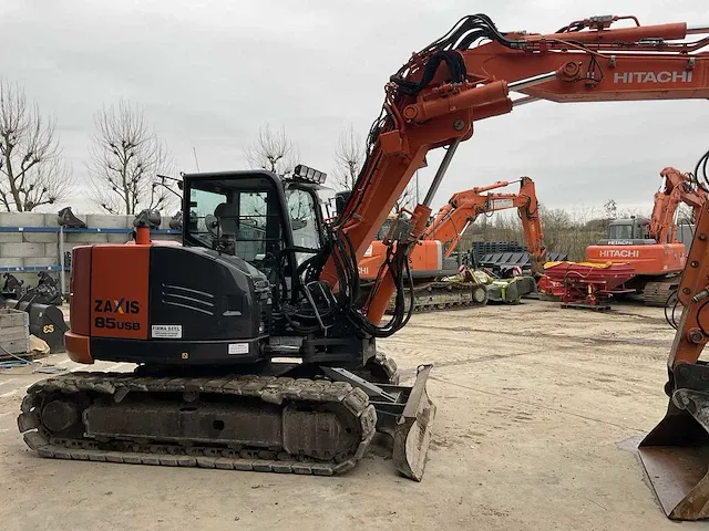 Hitachi - zx85usbt-5a - midi-excavator - 2015 - afbeelding 16 van  22