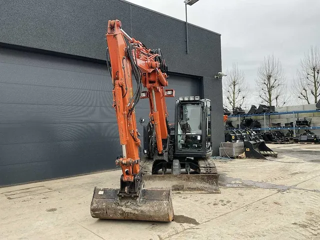 Hitachi - zx85usbt-5a - midi-excavator - 2015 - afbeelding 20 van  22