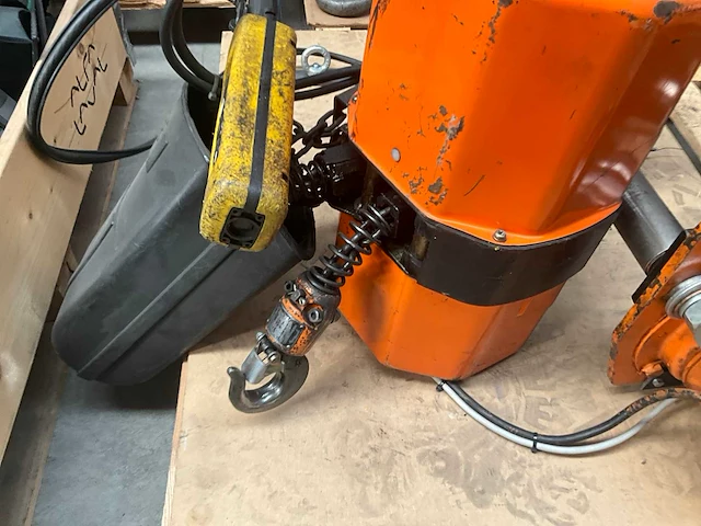 Hitachi 2snh kettingtakel - afbeelding 3 van  10
