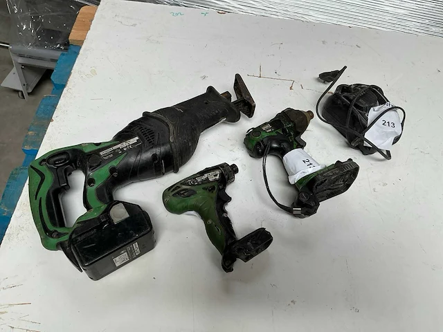 Hitachi accugereedschap (3x) - afbeelding 4 van  12
