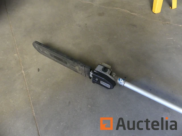 Hitachi benzine pole kettingzaag - afbeelding 9 van  10