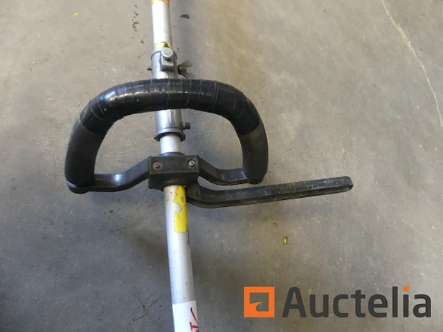 Hitachi benzine pole kettingzaag - afbeelding 10 van  10