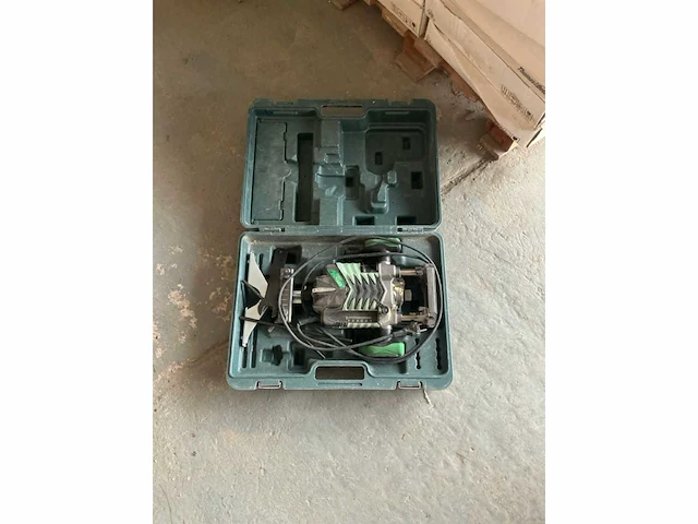 Hitachi bovenfrees - afbeelding 1 van  4