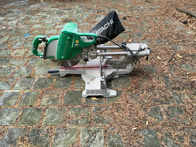 Hitachi c10fsh 2012 cirkelzaagmachine - afbeelding 2 van  11