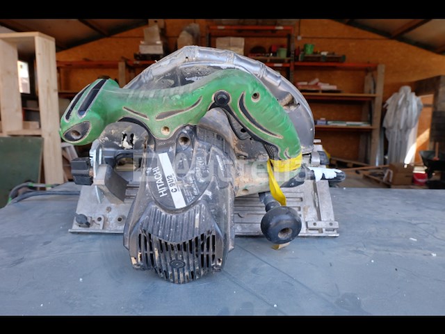 Hitachi c9u2 cirkelzaag - afbeelding 5 van  6