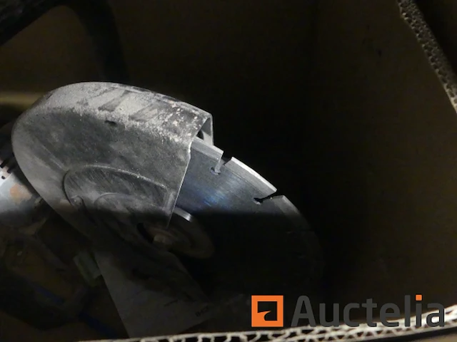 Hitachi cm12y vloerzaag - afbeelding 1 van  5