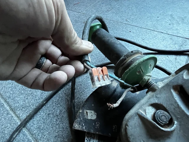 Hitachi g23sc3 haakseslijper - afbeelding 2 van  3