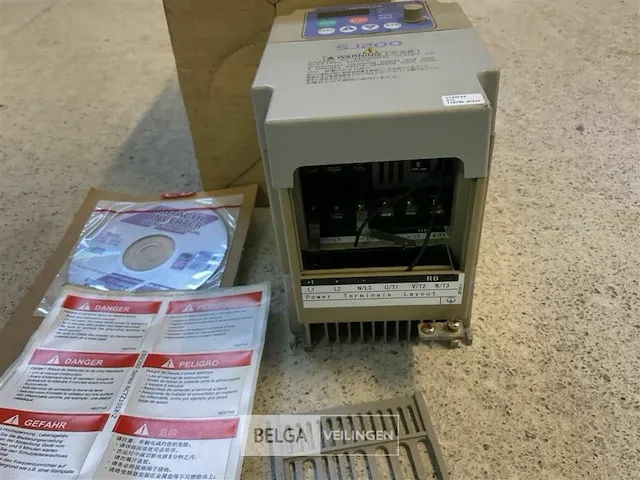 Hitachi inverter/frequentieregelaar sj200 - afbeelding 3 van  5