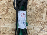 Hitachi knabbelschaar en slagschroefmachiine - afbeelding 2 van  8