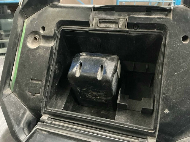 Hitachi koki ur 18dsal accu werfradio - afbeelding 3 van  7