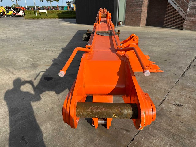 Hitachi long reach met tandenbak - afbeelding 8 van  20